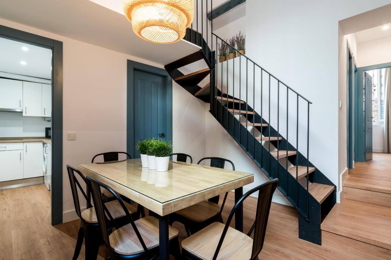 Apartamentos Leoncillos Seville Exterior photo