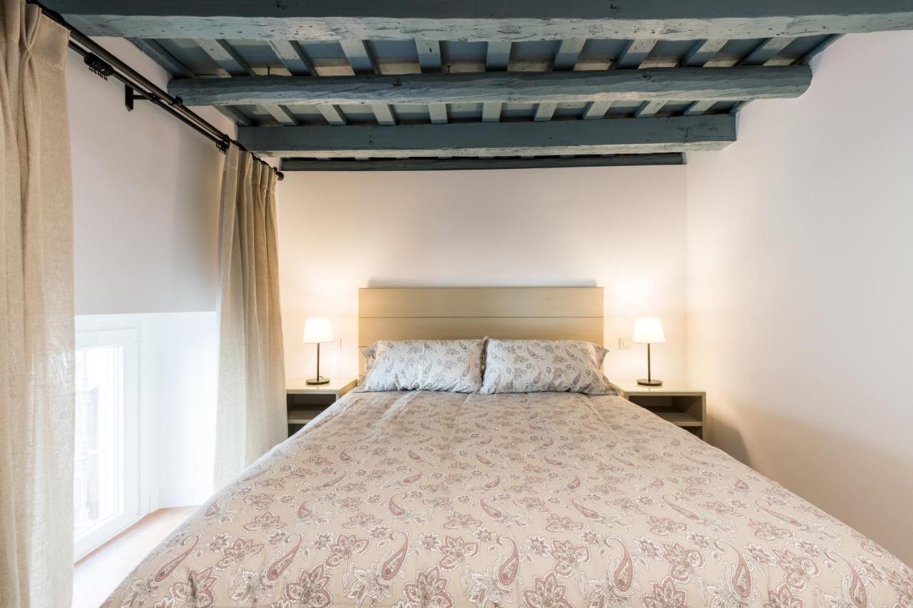 Apartamentos Leoncillos Seville Exterior photo
