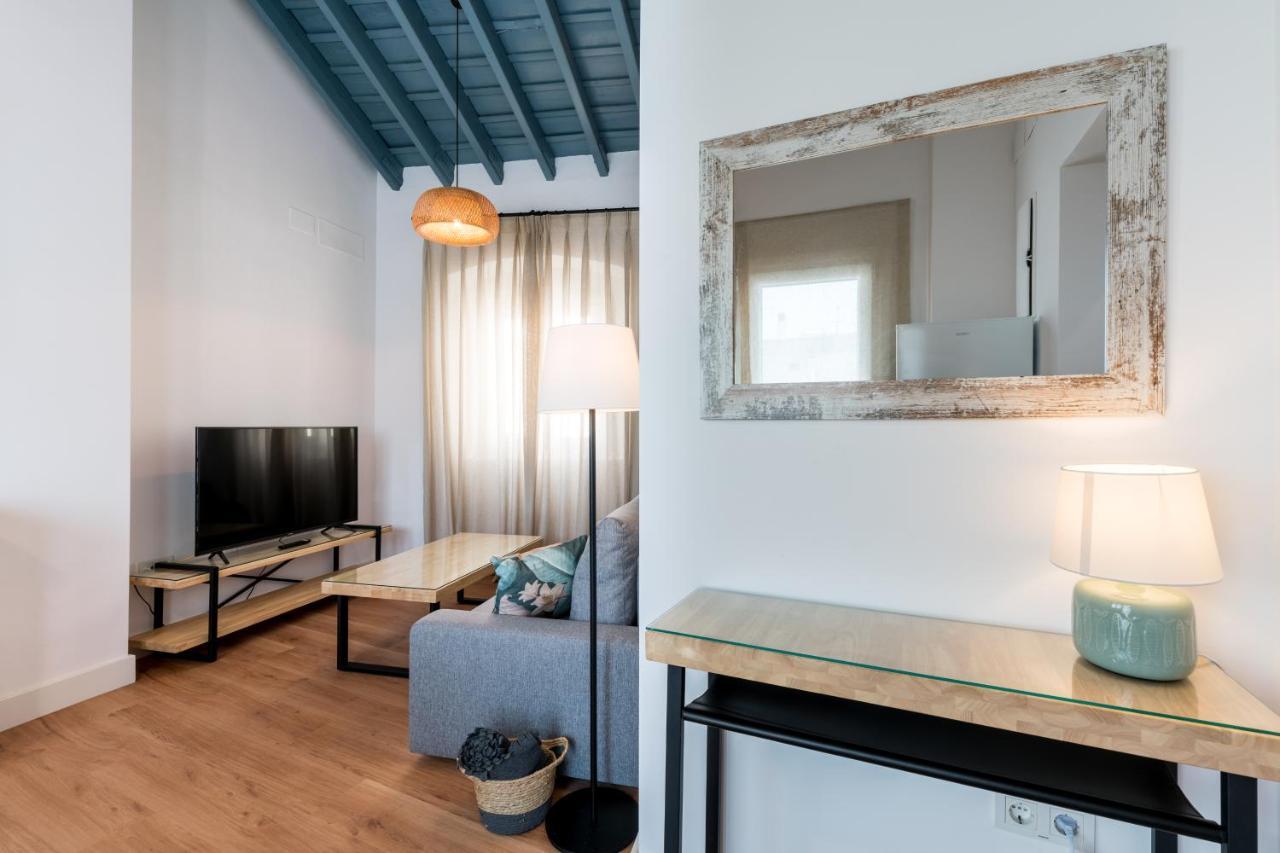 Apartamentos Leoncillos Seville Exterior photo
