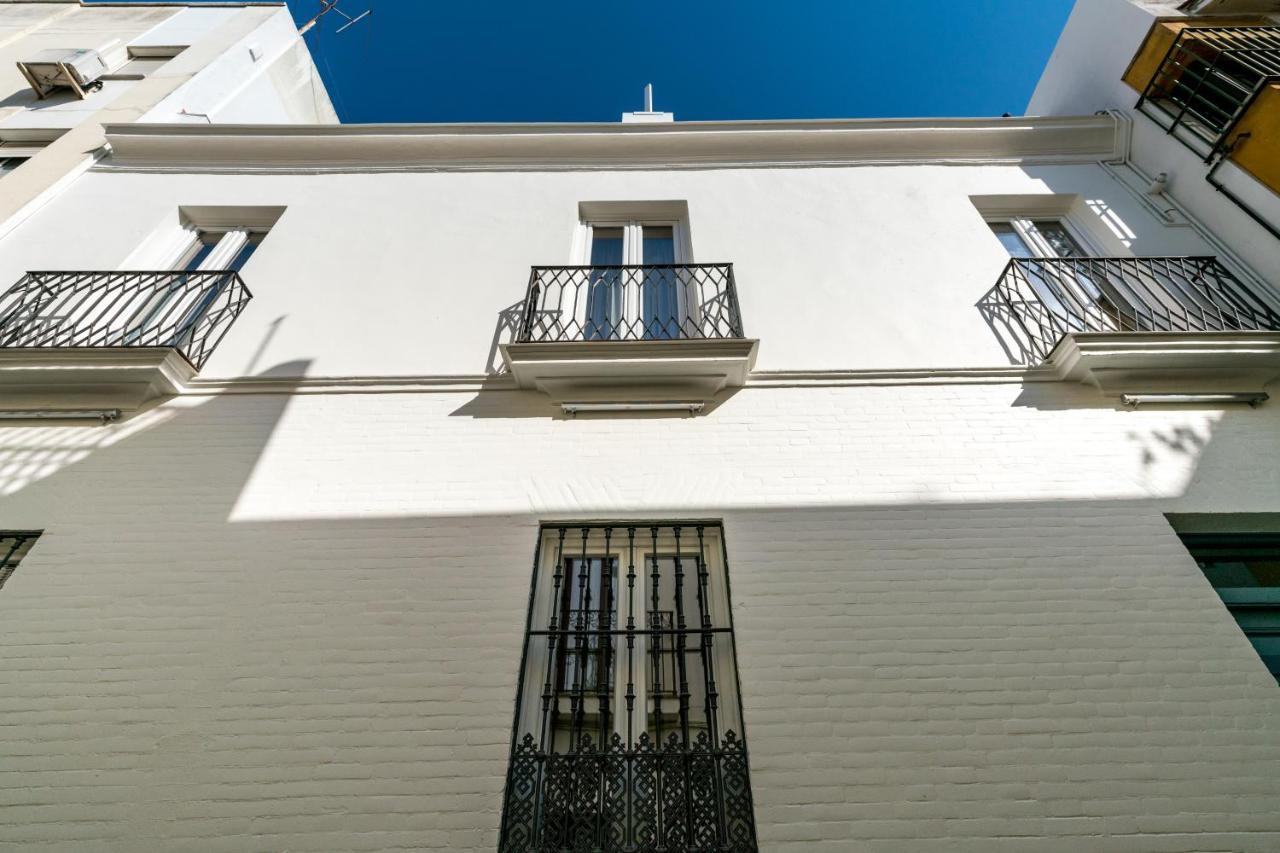 Apartamentos Leoncillos Seville Exterior photo