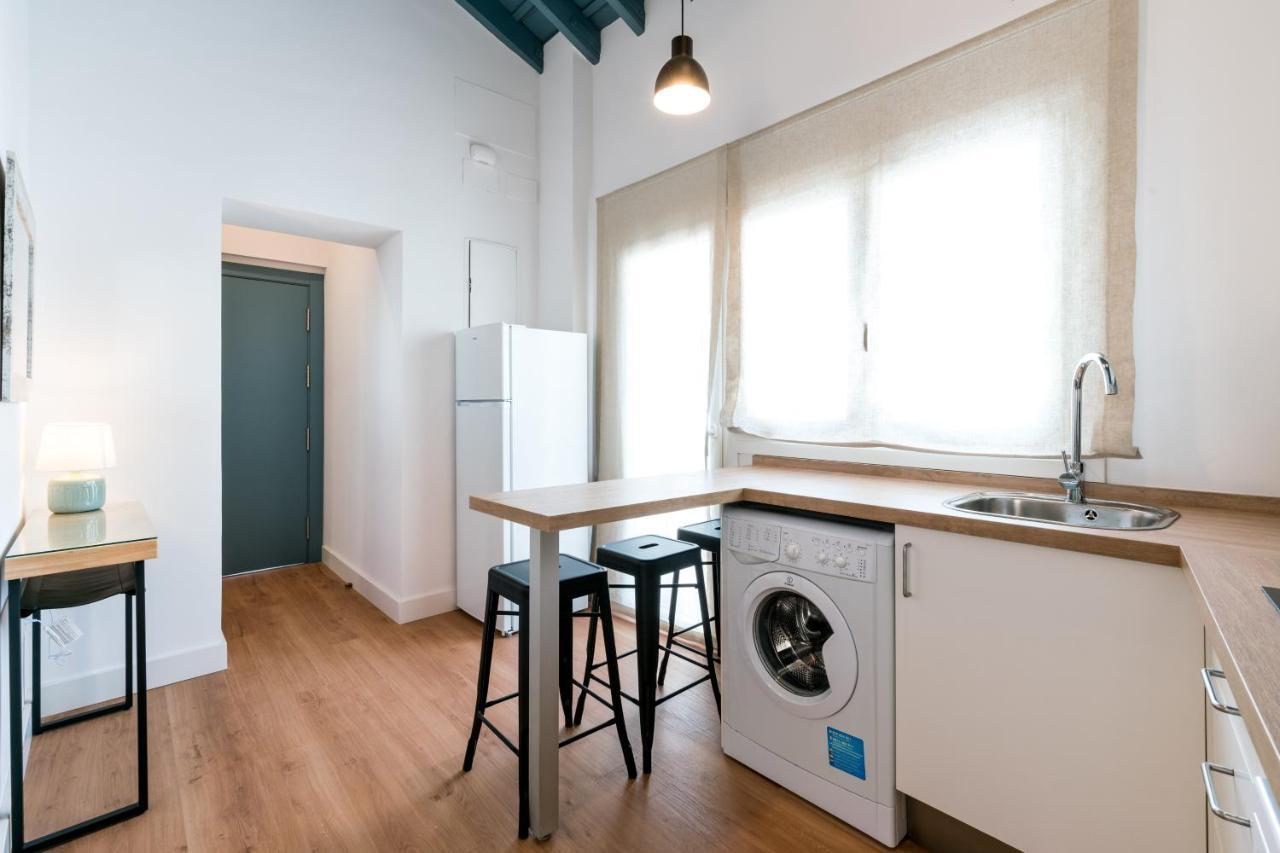 Apartamentos Leoncillos Seville Exterior photo