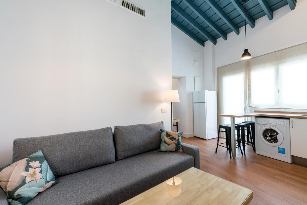 Apartamentos Leoncillos Seville Exterior photo